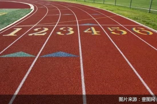 小雨伞母公司冲刺港股：中介科技“两手抓”赛道拥挤违规频频成“拦路虎”？(图1)